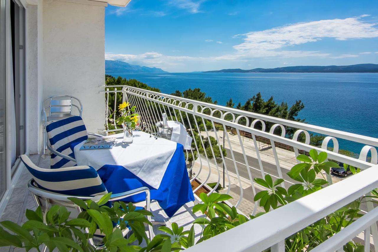 Apartments And Rooms By The Sea Lokva Rogoznica, Omis - 2973 Bagian luar foto