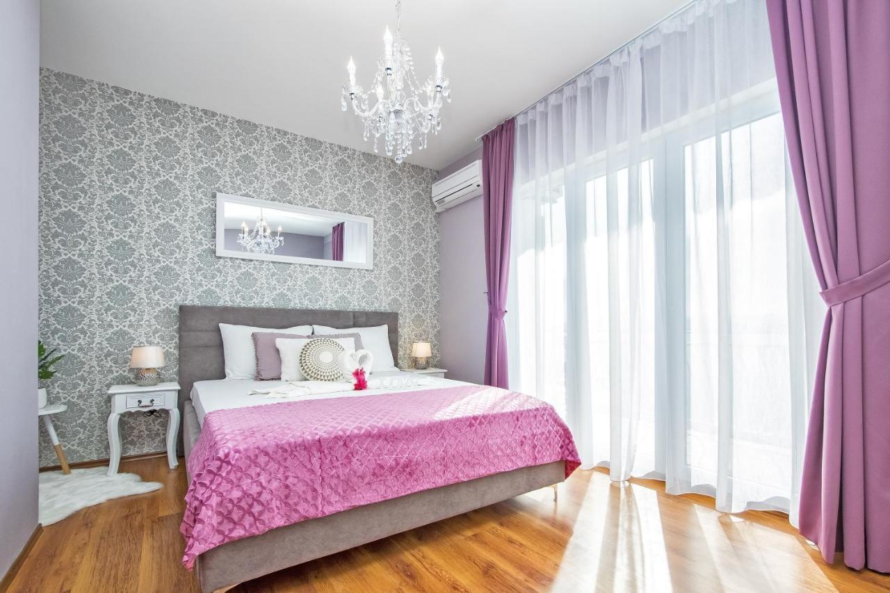 Apartments And Rooms By The Sea Lokva Rogoznica, Omis - 2973 Bagian luar foto
